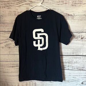 Gear For Sports Navy Blue T-Shirt with SD logo (Padres) size small